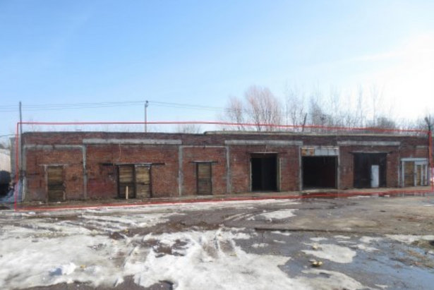 В Силино демонтированы три заброшенных здания складской базы