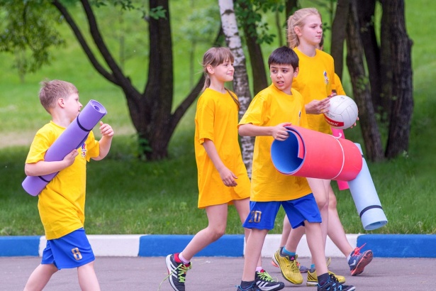 Москвичам предоставят бесплатные путевки для детей