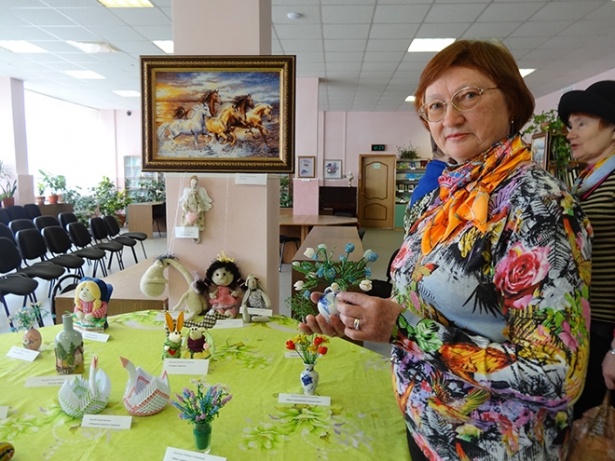 В зеленоградской библиотеке состоялось открытие выставки «Вдохновение»