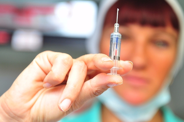 Прививку от гриппа в Москве теперь можно сделать в МФЦ