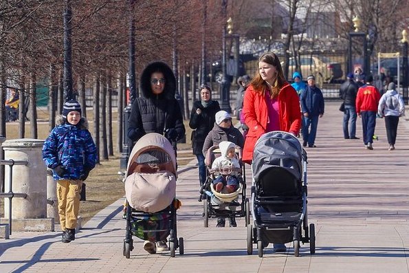 Москвичам рассказали, какие возможности созданы в социальной сфере столицы для матерей