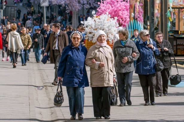 Для участия в проекте «Московское долголетие» записались около 100 тыс. человек