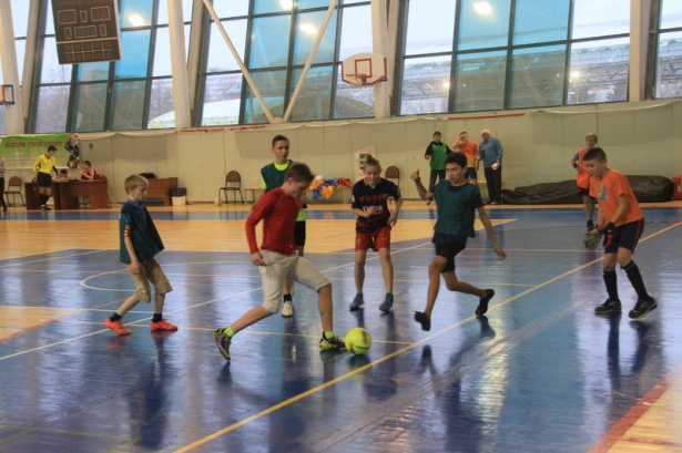 Команда Силино стала победительницей окружных соревнований по мини футболу в старшей возрастной группе