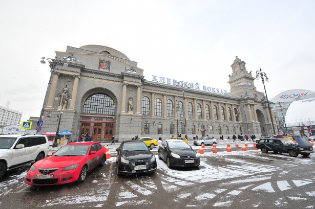 Объявления на вокзалах Москвы будут дублироваться на английском
