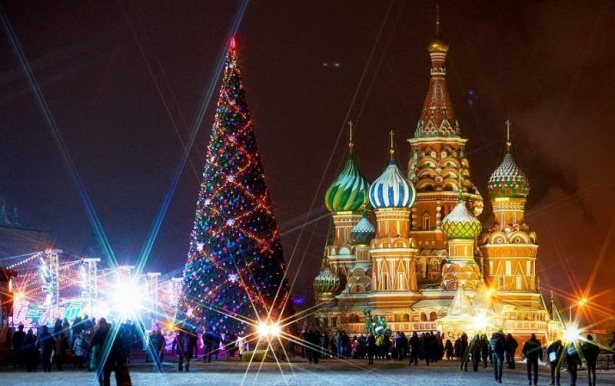 На сайте Mos.ru запущен спецпроект о новогодних праздниках в столице