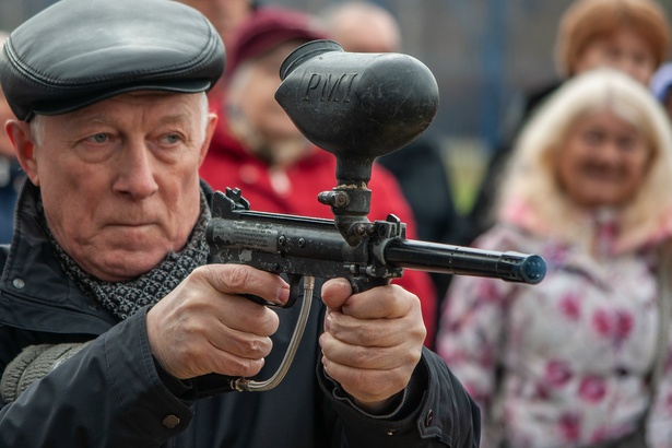 ������� ��������� 15-�� ����������� �������� � ������� �� ���������