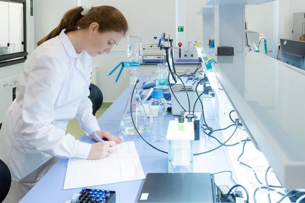 Депутат МГД Артемьев: Финансовая поддержка патентования изобретений позитивно скажется на развитии науки