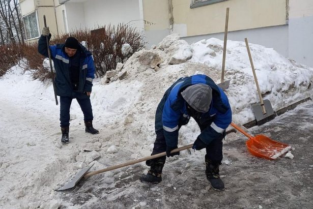 С начала зимы с дворовых территорий района Силино вывезено более 14 тысяч кубометров снега