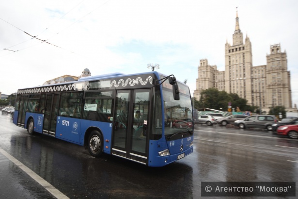 Пассажирский транспорт Москвы начал досрочно переходить на осенний режим работы