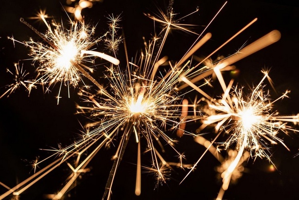 В Зеленограде на Новый год и Рождество разрешен запуск фейерверков на 5 площадках