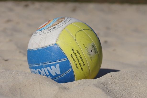 Спортсменки из МИЭТа станут участницами международного чемпионата по пляжному волейболу