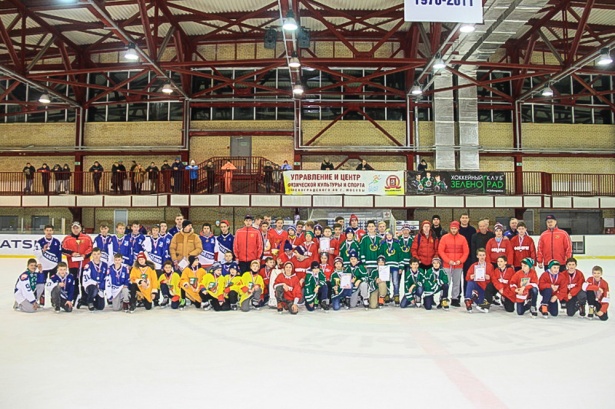 Хоккеисты из Силино взяли «бронзу» на турнире «Золотая шайба»