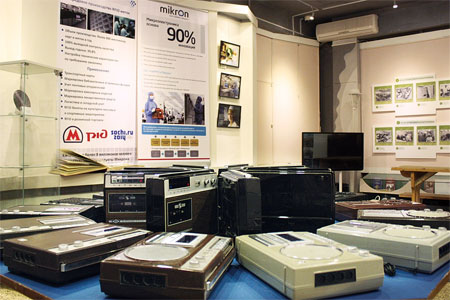 В Музее Зеленограда проходит выставка магнитофонов завода «Точмаш»