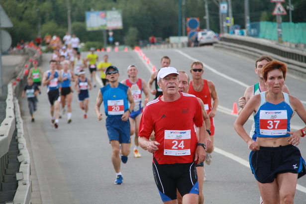 На Зеленоградском полумарафоне в 23-й раз состязались бегуны из России и СНГ