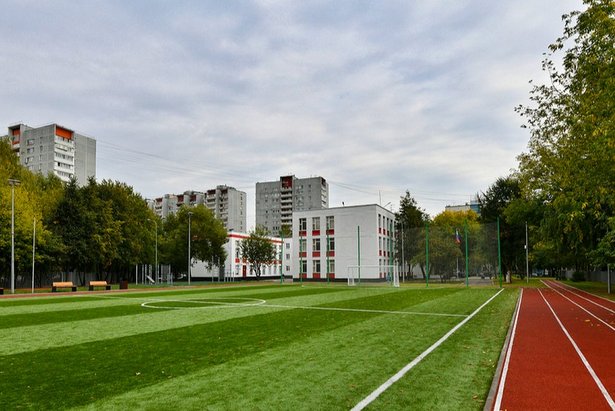 В ближайшее время в 9-м микрорайоне Зеленограда откроется футбольное поле
