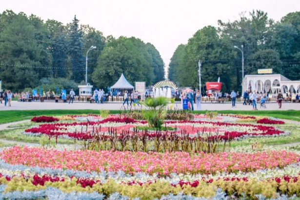 Посетителей парка «Сокольники» 11 и 12 июня встретит робот Пушкин