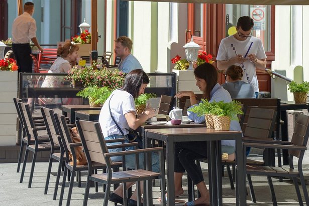 Депутаты Силино внесли изменения в схему размещения сезонных кафе на территории района