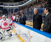 Сергей Собянин открыл гала-матч в рамках хоккейного турнира «Кубок легенд»