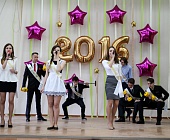 Учащиеся выпускных классов в Силино празднично завершили учебный год